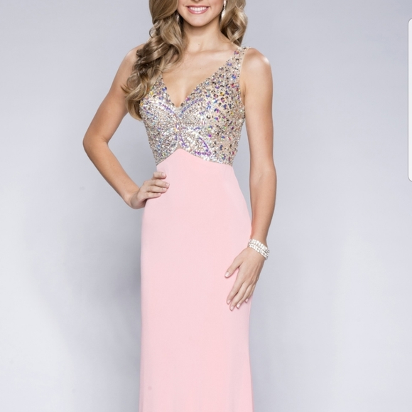 Light pink prom or pageant gown - Picture 1 of 7